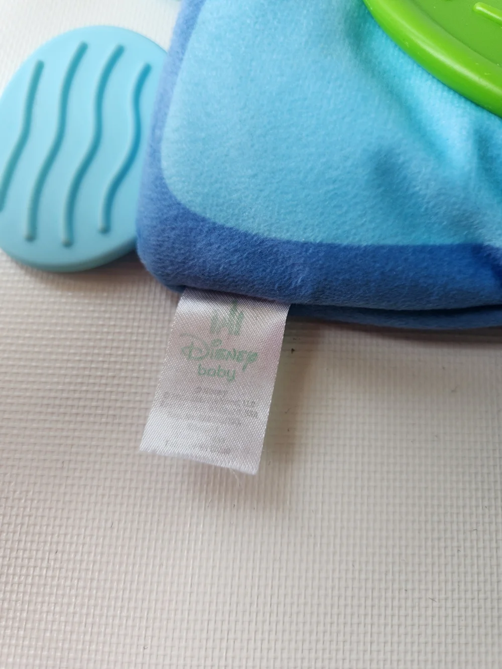 Disney Stitch Baby Crinkle Toy Infant Toddler Leaf Teether Security Lovey Plush - Picture 4 of 4